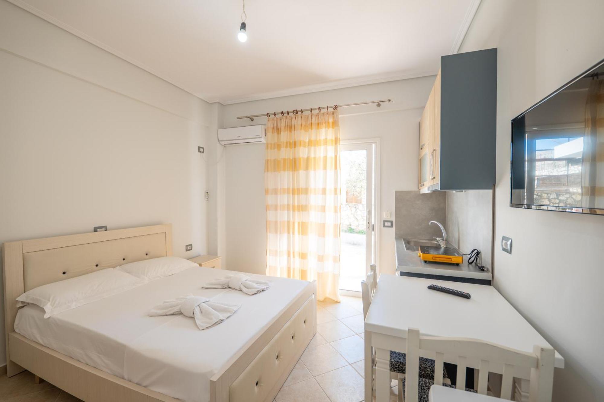 Vila Celi Sarandë 外观 照片