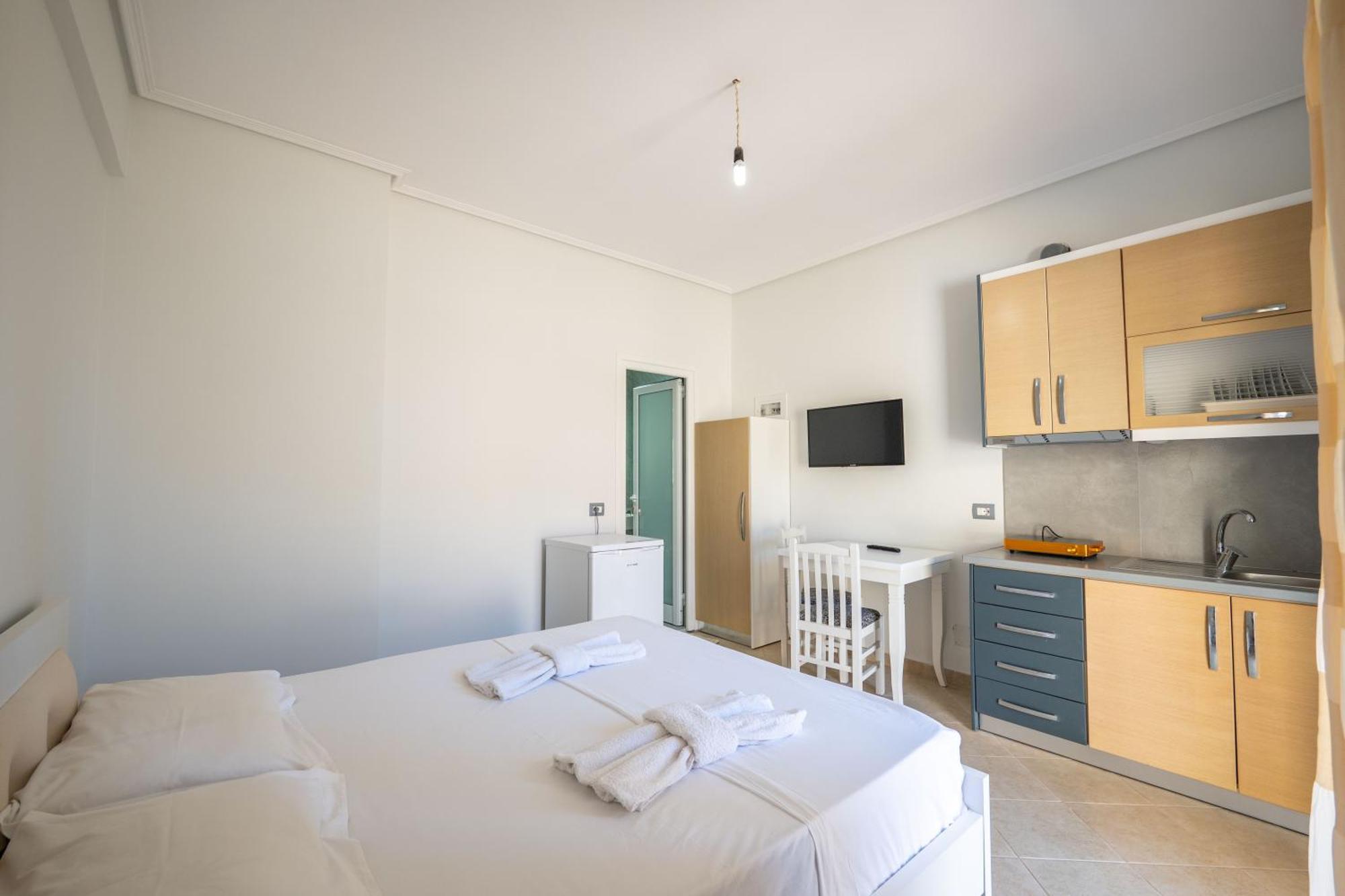 Vila Celi Sarandë 外观 照片