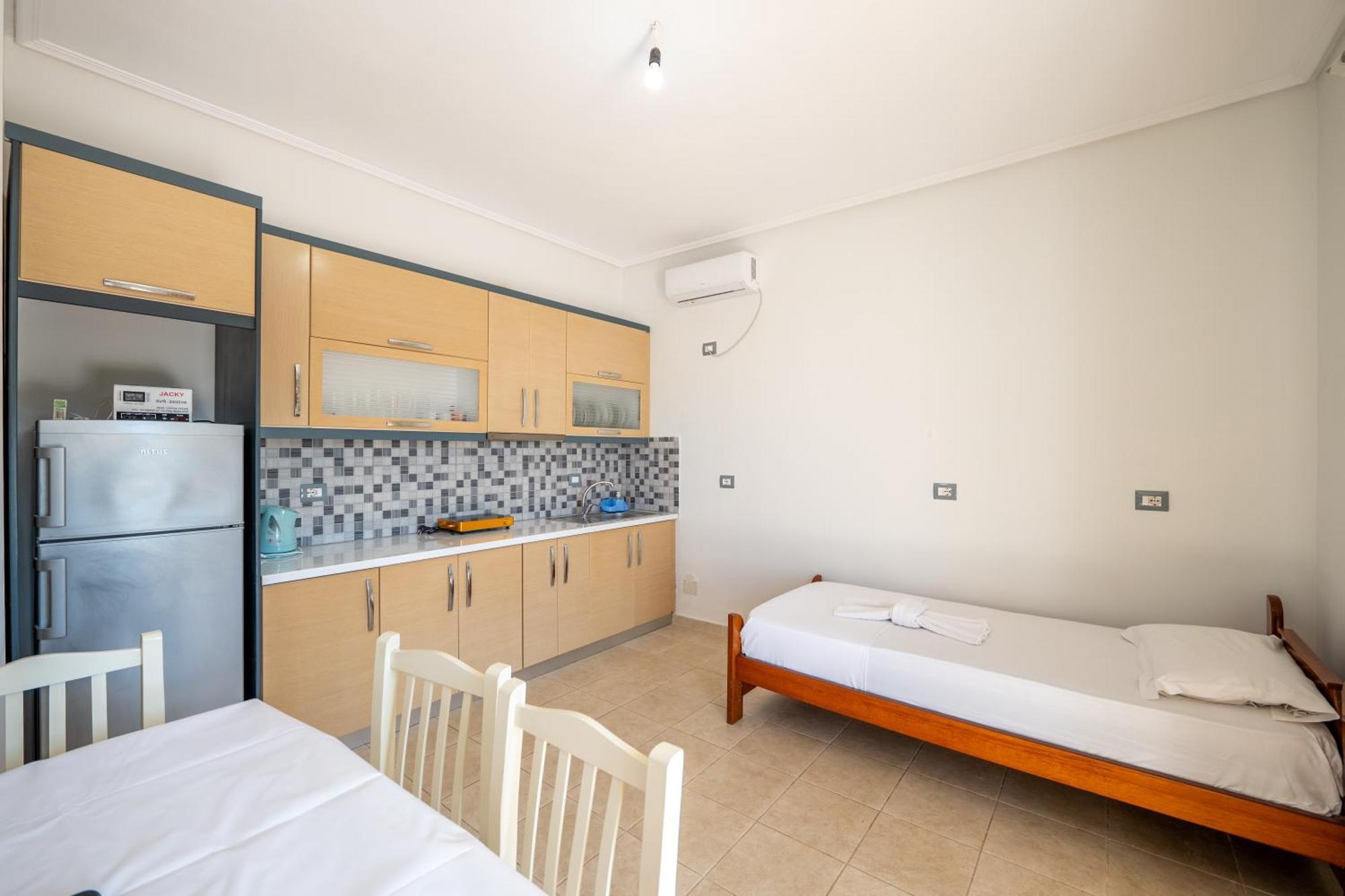 Vila Celi Sarandë 外观 照片