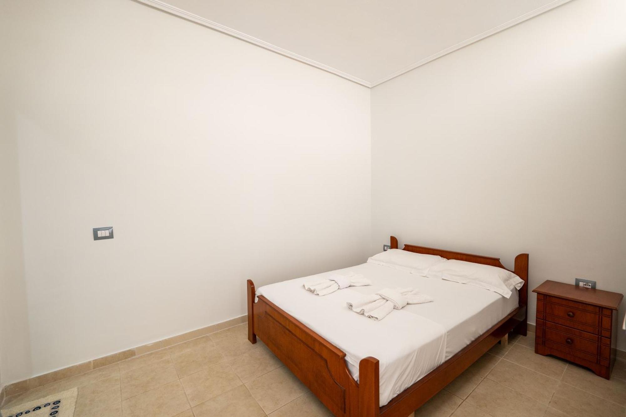 Vila Celi Sarandë 外观 照片