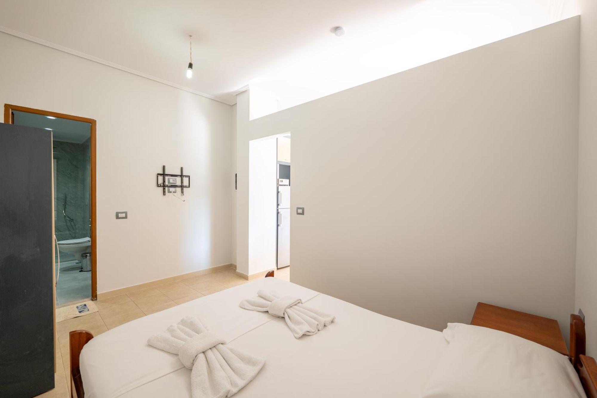 Vila Celi Sarandë 外观 照片