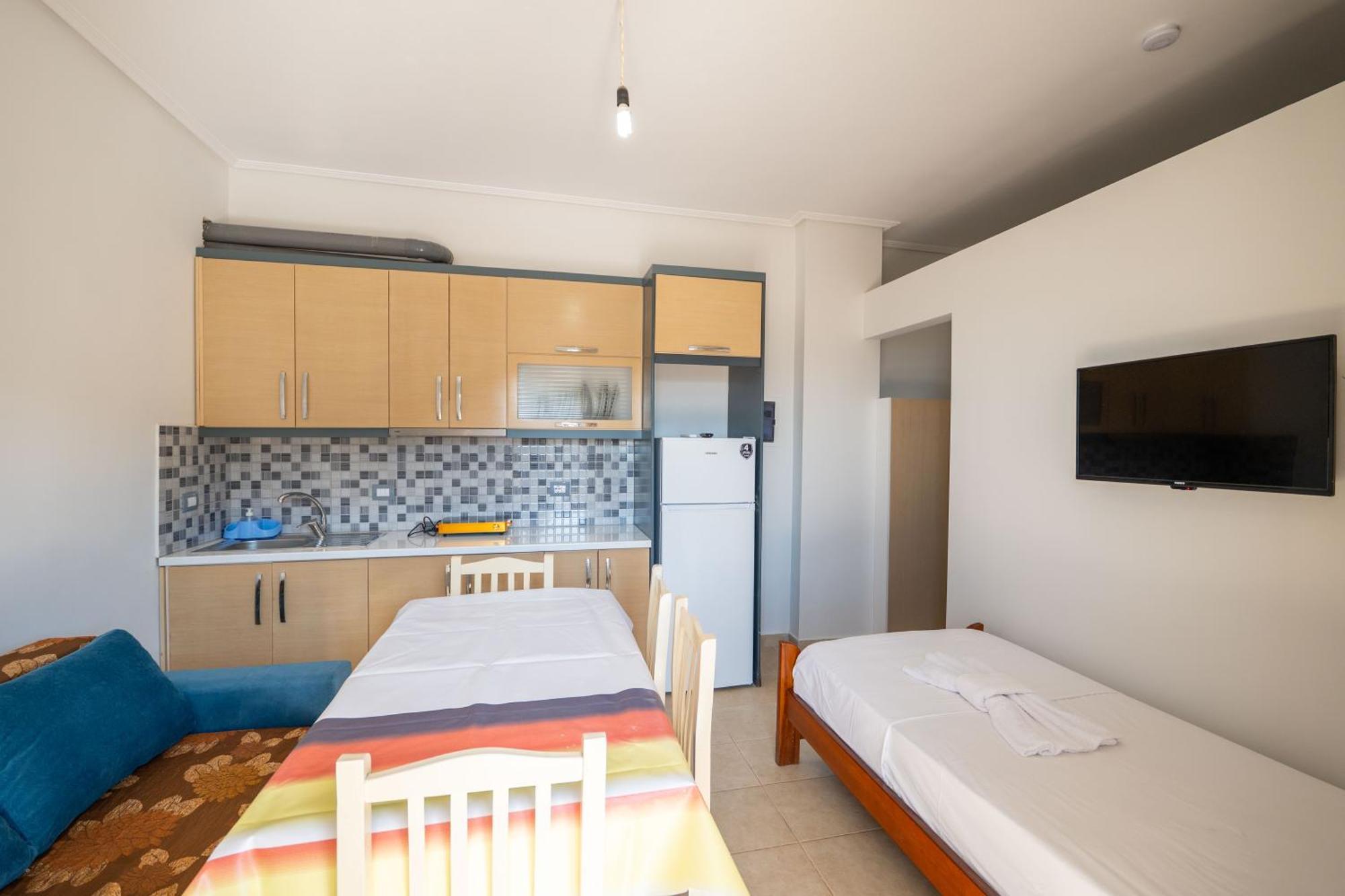 Vila Celi Sarandë 外观 照片
