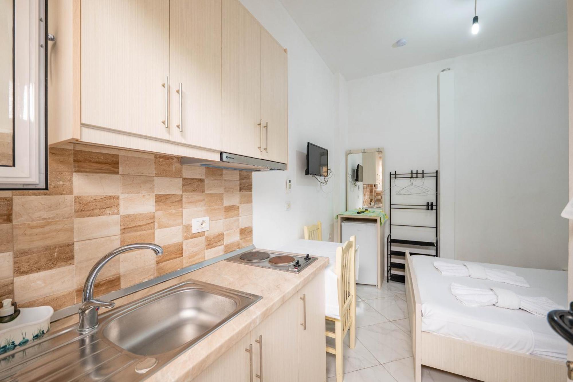 Vila Celi Sarandë 外观 照片